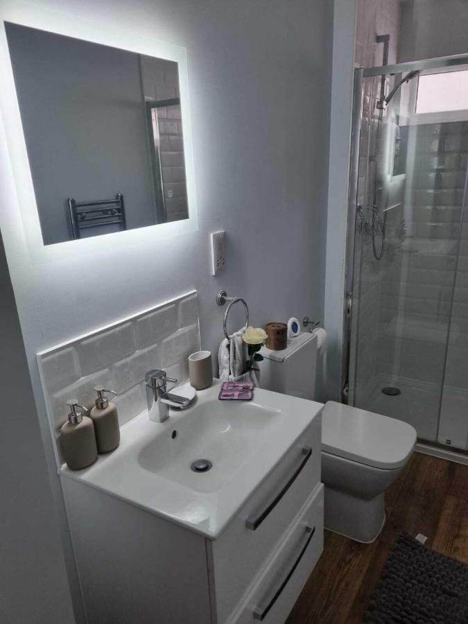 Serene Getaway Apartments Maidstone Kültér fotó